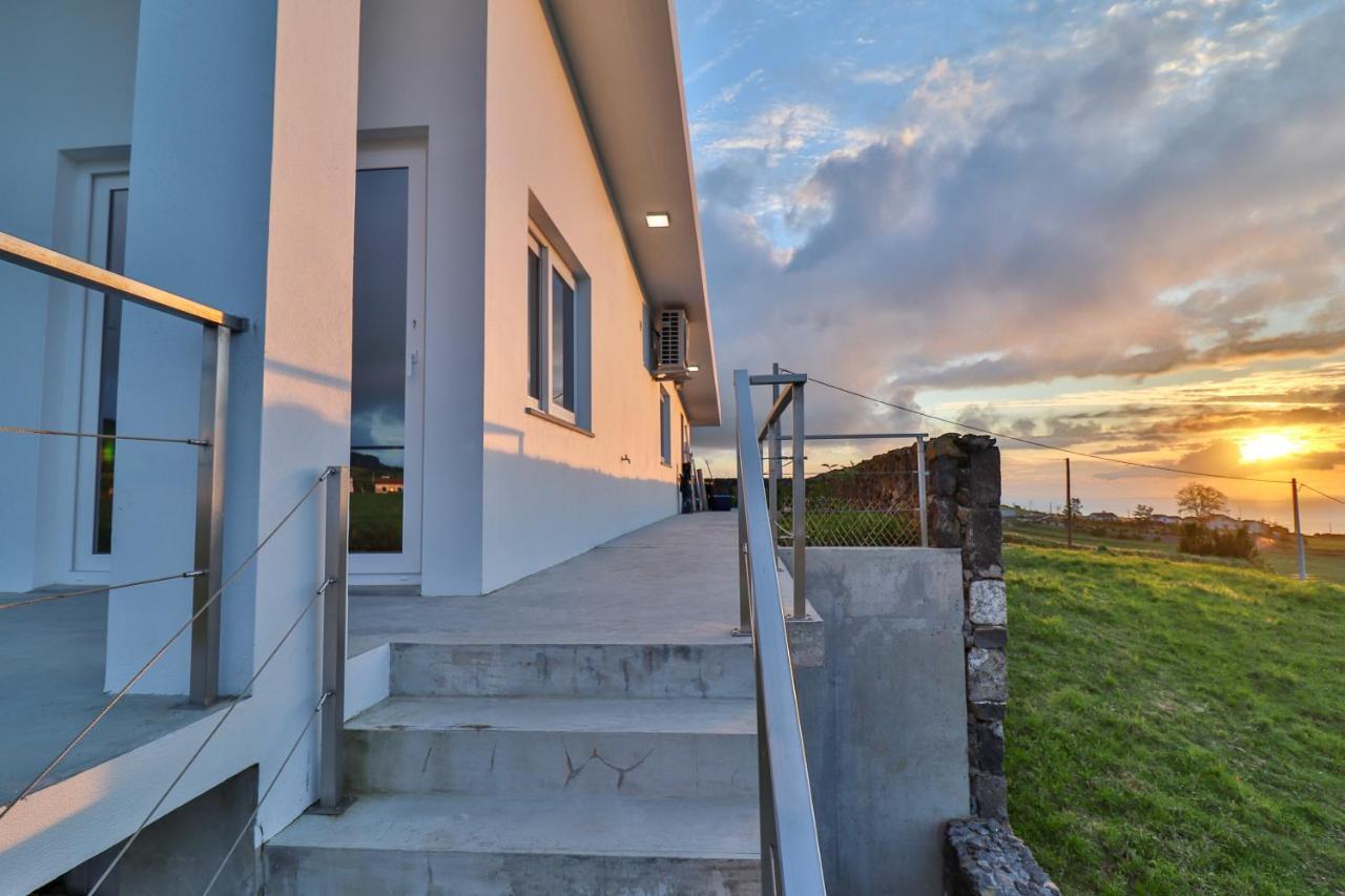 Casa Baleia A Vista Acomodação com café da manhã Algarvia Exterior foto